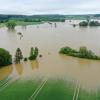 Das Hochwasserrückhaltebecken Merching hat Mering, Kissing und Friedberg beim Hochwasser vor Schlimmerem bewahrt.  Allerdings gibt es Kritik an der Vorgehensweise des Wasserwirtschaftsamtes Donauwörth. 