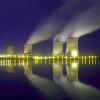 Das französische Kernkraftwerk Cattenom an der Model nahe der deutschen Grenze. Weltweit sind der Internationalen Atomenergiebehörde zufolge 415 Reaktoren zur Stromproduktion in Betrieb.