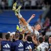 Der Abschied vom Publikum im Estadio Santiago Bernabéu war für Toni Kroos emotional.