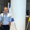 Der israelische Fotojournalist Erez Kaganovitz bei der Eröffnung der Ausstellung «Humans of October 7th» (Menschen des 7. Oktober) in Tel Aviv.