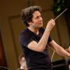 Ist am 14. Juni auf der Leinwand in Königsbrunn zu sehen: Dirigent Gustavo Dudamel.
