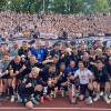 Ein Foto fürs Geschichtsbuch: Der SSV Ulm 1846 Fußball feierte im Mai mit seinen Fans die Meisterschaft in der 3. Liga und den Aufstieg in die 2. Bundesliga. Erst im Donaustadion, dann auf dem Münsterplatz. 