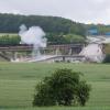 Das alte Teilbauwerk der Talbrücke Stettbach der A7 zwischen dem Autobahnkreuz Schweinfurt/Werneck und der Anschlussstelle Gramschatzer Wald wird gesprengt.