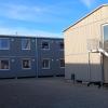 Im Gewerbepark Ost unweit der Bundesstraße 2 ist eine neue Flüchtlingsunterkunft für 56 Personen entstanden.