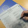 Bei der Europawahl sollte die Wahlbenachrichtigung mit ins Wahllokal gebracht werden.