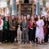 Die letzten 19 Absolventinnen der Hebammenschule erhalten ihre Abschlusszeugnisse (Quelle: Universitätsklinikum Ulm)