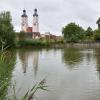 Bei einem extremen Starkregen würde eine Flutwelle über den Johannisweiher in die Wemdinger Altstadt schwappen.