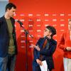 Martin Hikel (l-r) und Nicola Böcker-Giannini stehen bei der Verkündung des Ergebnisses der Stichwahl zum SPD-Parteivorsitz neben Franziska Giffey.