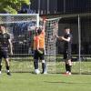 Mehr Platzverweise als Tore gab es im Spiel SSV Glött – TSV Gersthofen. Hier sieht Gersthofens Keeper Michael Potnar den roten Karton. Foto: Karl Aumiller