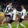 Leo Scienza, Philipp Maier und Bastian Allgeier feiern die Ulmer Führung im Heimspiel gegen den SV Sandhausen.