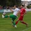 Am Sonntag wollen Jonas Ruisinger (rechts) und der TSV Hollenbach den FC Stätzling stoppen. 