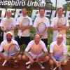 Die Tennis-Herren 30 des TC Reisensburg freuen sich über ihren ersten Saisonerfolg in der Landesliga 1.