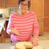 Erna Tagliebers Rezept von einem Käsekuchen mit Baiser ist in der aktuellen Ausgabe des Zuckerguss abgedruckt. 