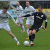 Umkämpfte Partie: Nico Ledl (rechts) und der FC Ehekirchen holten beim 1:1 gegen den TSV Schwabmünchen einen Punkt. Foto: Luis Bauer 