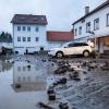 Steine wurden bei einer Überflutung in der Gemeinde Bisingen herausgerissen.