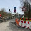 Die Rad- und Fußgängerbrücke über die Bahngleise zwischen Borsigstraße und dem Sendener Stadtpark ist in die Jahre gekommen. 