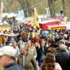 Die Osterdult 2024 hat am Karsamstag eröffnet. Bei warmen Temperaturen flanierten die ersten Gäster zwischen Vogeltor und Jakobertor.