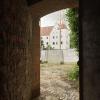 Vom Foyer im "neuen" Adler hat man einen schönen Ausblick aufs Fuggerschloss.