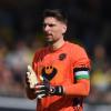 Torwart Ron-Robert Zieler hat seinen Vertrag in Hannover verlängert.