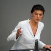 Sahra Wagenknecht im Bundestag - bundesweit steht das BSW bei etwa fünf Prozent.