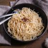Die Limette bringt Säure, die Chili Schärfe - und das Knoblauchöl den extra Kick Aroma: Das Pasta-Rezept der «Mehr Genuss»-Blogger ist schnell nachgekocht.