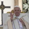 Einmal mehr hat Papst Franziskus mit einer homophoben Bemerkung polarisiert.