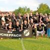 Nach dem Sieg im Relegations-Finale feiern die Fußballer des SV Scheppach auf dem Platz des SC Altenmünster ihren Kreisliga-Aufstieg. 