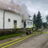 Am Montagvormittag kommt es in Petersdorf zu einem Zimmerbrand. Dabei entsteht ein mittlerer fünfstelliger Schaden.