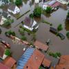 So hoch stand das Wasser vor gut zwei Wochen in Dinkelscherben im Landkreis Augsburg.