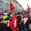 Die Eindrücke aus Augsburg: So feierten die türkischen Fans das 3:1 gegen Georgien.