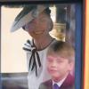 Sehr schlank, aber fit und lächelnd: Prinzessin Catherine mit Prinz Louis in der Kutsche. 