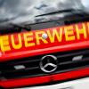 Ein eingeklemmtes Kind konnte von den Eltern nicht befreit werden. Rettungsdienst und Feuerwehr wurden informiert. 