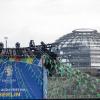In Berlin ist auf dem Platz der Republik eine Fanzone während der Europameisterschaft eingerichtet.