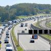 Auf der A8 Richtung Stuttgart ist es am Dienstagvormittag zu mehreren Unfällen gekommen. 