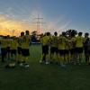 So dramatisch, wie sich der Himmel über Ecknach zeigte, verlief auch das Relegationsspiel zur Kreisliga, in dem der TSV Leitershofen dem FC Gerolsbach nach Verlängerung und Elfmeterschießen mit 5:7 unterlag. Foto: Oliver Reiser