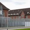 Blick auf die Abschiebehaftanstalt im schleswig-holsteinischen Glückstadt: Eine Reform soll Ausweisungen schon nach Billigung einer einzelnen terroristischen Straftat ermöglichen.