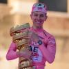 Tadej Pogacar peilt nach dem Giro-Gesamtsieg bei der Tour das Double an