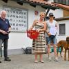 Im Rahmen des Sommerfestes im Landsberger Tierheim wird der Besucherhund des Tages in den Kategorien Klein, Mittel und Groß von Oberbürgermeisterin Doris Baumgartl ausgezeichnet. Hier ein paar Bilder der Prämierung.