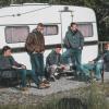 Die fünf Jungs der Rosenheimer Indie-Rock-Band Kaffkiez treten diese Woche zum ersten Mal im Ulmer Zelt auf.