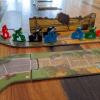 Brettspiel «Flamme Rouge»: Die beiden Fahrer des eigenen Teams (Sprinter und Rouleur) werden mit Karten vorangezogen.