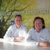 Die Klima Shop-Geschäftsführer Armin (links) und Peter Spengler freuen sich über die Teilnahme ihres Unternehmens an einer Studie der Universität Münster.