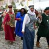Feiern wie anno dazumal: Beim Historischen Marktfest in Pöttmes wird auch am Samstag fröhlich gefeiert. 