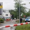 An einer Konstanzer Tankstelle ist mehrmals geschossen worden. Ein Mann wurde getroffen und schwer verletzt.