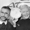 Mit einem Benefizspiel wird am Mittwoch, 17. Juli, in Nördlingen an die beiden schwäbischen Fußballidole Gerd Müller (links) und Helmut Haller erinnert.