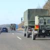 Ein Konvoi der Bundeswehr fährt am Donnerstag quer durch Bayern.