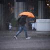 Der Deutsche Wetterdienst warnt am Donnerstag vor Wärme und vereinzelten Starkregenfällen.