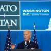 Beim Nato-Gipfel zeichnet Biden ein Drohszenario mit Blick auf eine mögliche Rückkehr Trumps ins Weiße Haus.