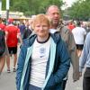 Ed Sheeran war als prominenter Fan beim Spiel Dänemark gegen England in Frankfurt zu Gast und die vergangenen Wochen häufiger in Deutschland.