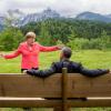 Merkel beim Gespräch mit dem damaligen US-Präsidenten Barack Obama vor der Wettersteinspitze. (Archivbild)