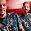 Diese Trikot tragen die Bayern-Stars 2024/2 auswärts.